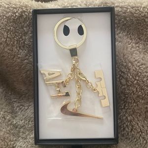 NIKE KEYCHAIN